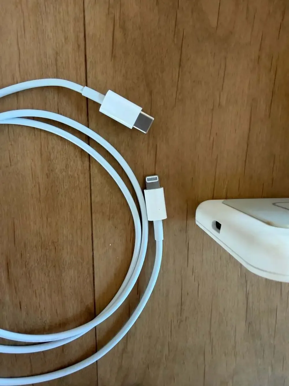 3-in-1 Wireless Charging Station Model T3